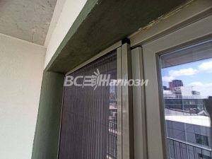 Сетка плиссе на балконе квартиры